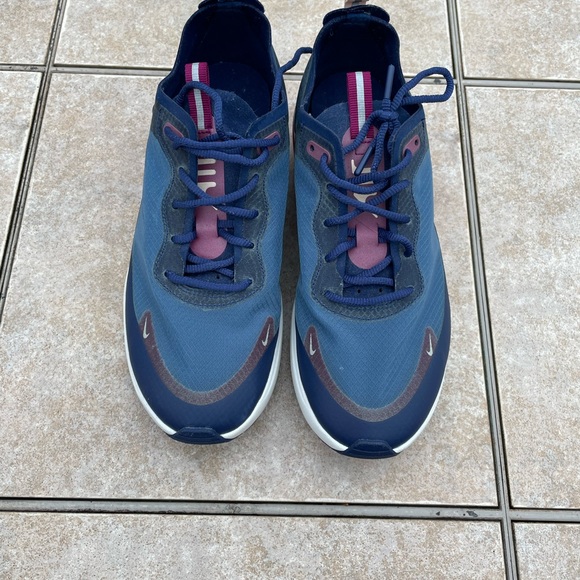 Nike Air Max Dia SE Womens 7 Shoes Ar7410 400 - Picture 4 of 10